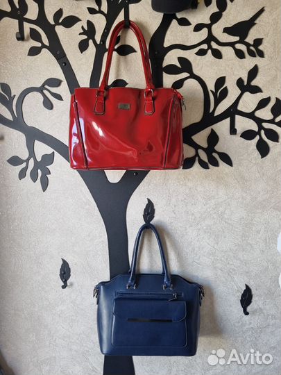 Сумки и много обуви