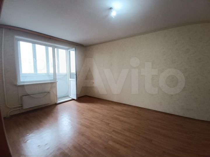 Аукцион: 1-к. квартира, 37,6 м², 10/17 эт.