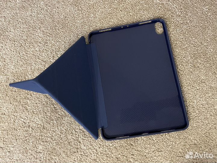 Чехол на iPad Pro 11