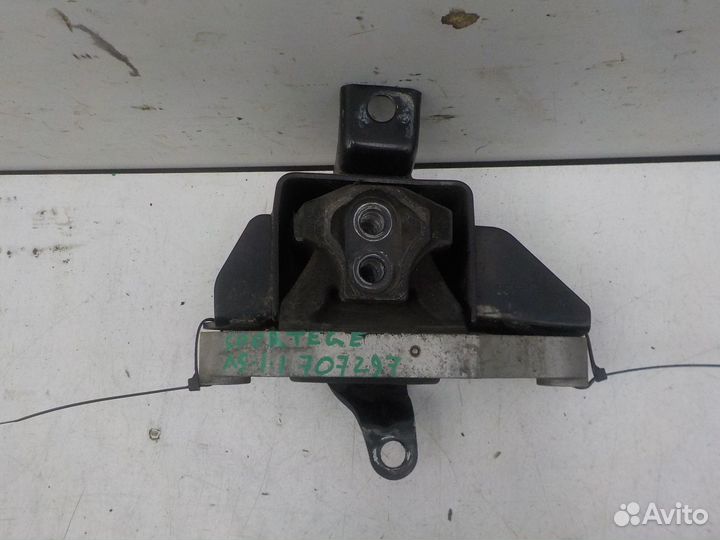 Б/У Б/У Опора двигателя Kia Sportage 2016- 2183