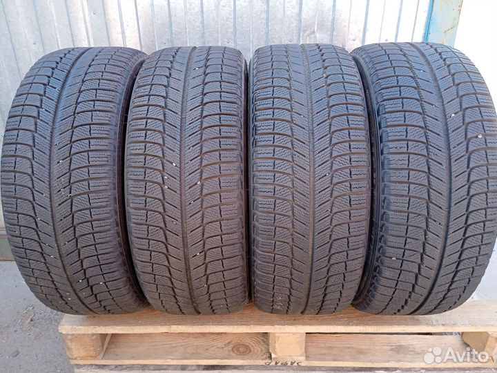 Michelin X-Ice 3 235/50 R18