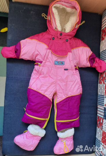 Зимний комбинезон для девочки