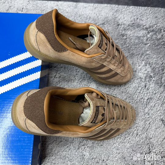 Кроссовки Adidas Bermuda