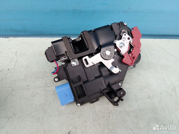 Замок двери перед левой skoda: octavia A5 04