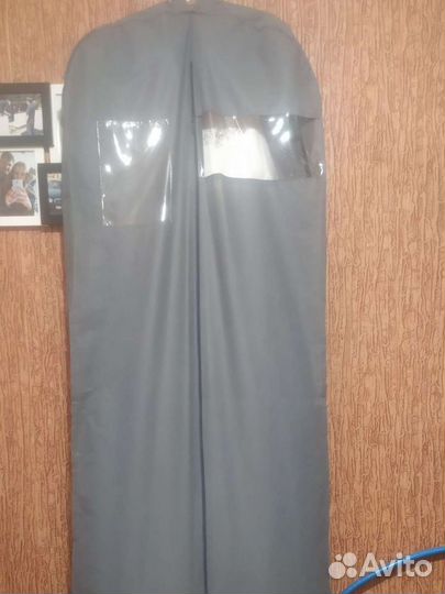 Свадебное платье со шлейфом