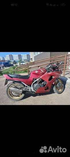 Honda vf750r