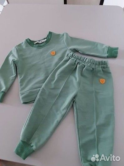 Штанишки и кофточка для малыша