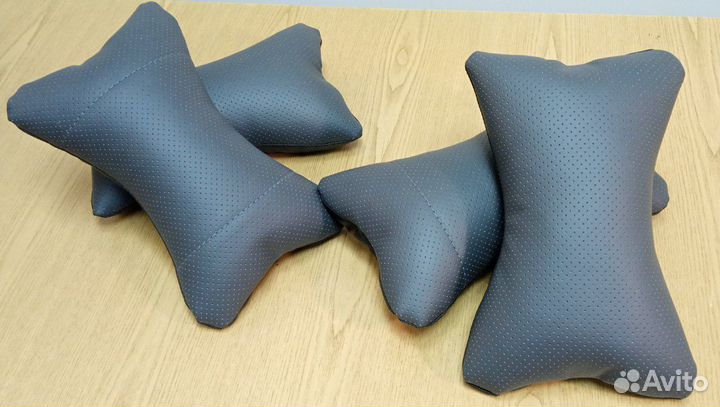 Автомобильная подушка на подголовник