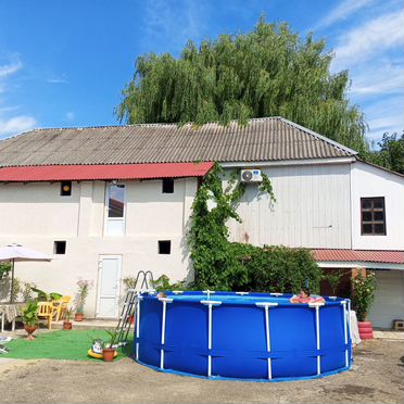 Коттедж 200 м² на участке 8 сот.