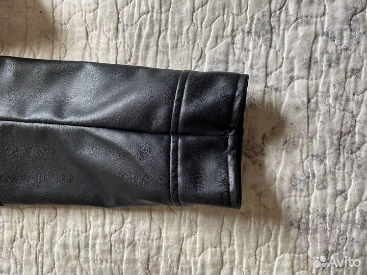 Куртка рост 152 экокожа hm