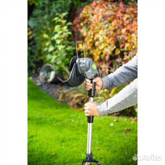 Триммер аккумуляторный LUX-tools без АКБ и без зу