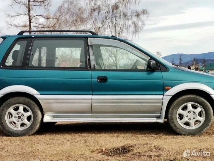 Mitsubishi rvr