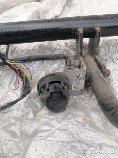 Фаркоп на geely emgrand ec7