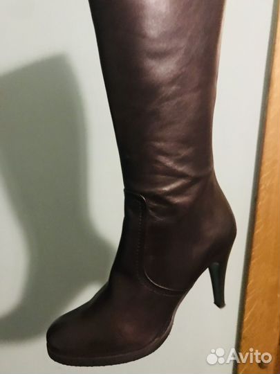 Кожаные сапоги