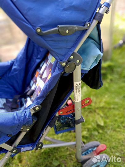 Прогулочная коляска трость