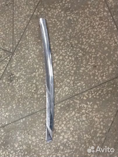 Молдинг капота Форд фокус2