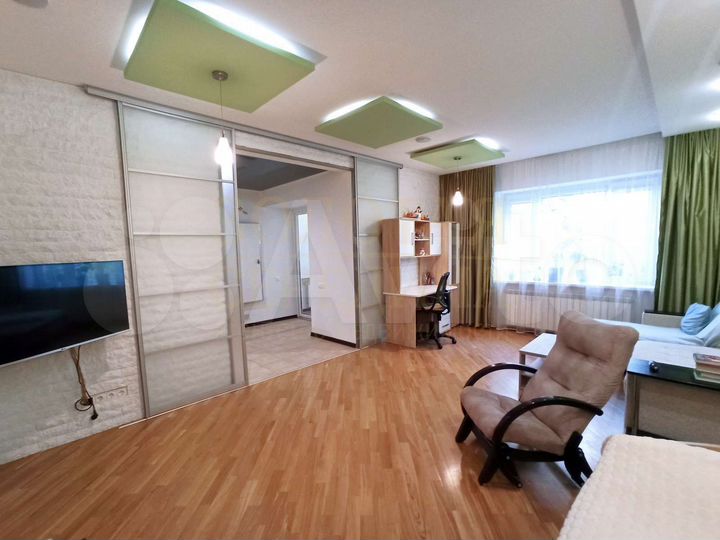 2-к. квартира, 77 м², 3/4 эт.