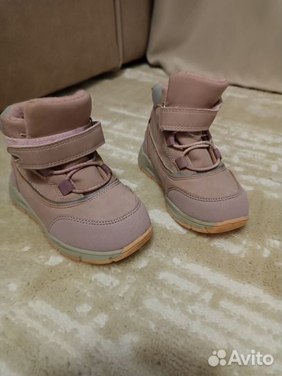 Ботинки для девочки