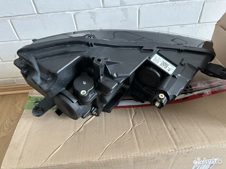 Фара skoda rapid