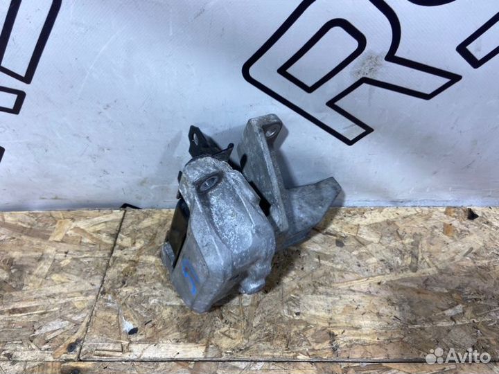 Подушка кпп Mitsubishi Outlander 3 Рестайл