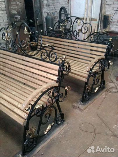 Скамейка садовая со столиком