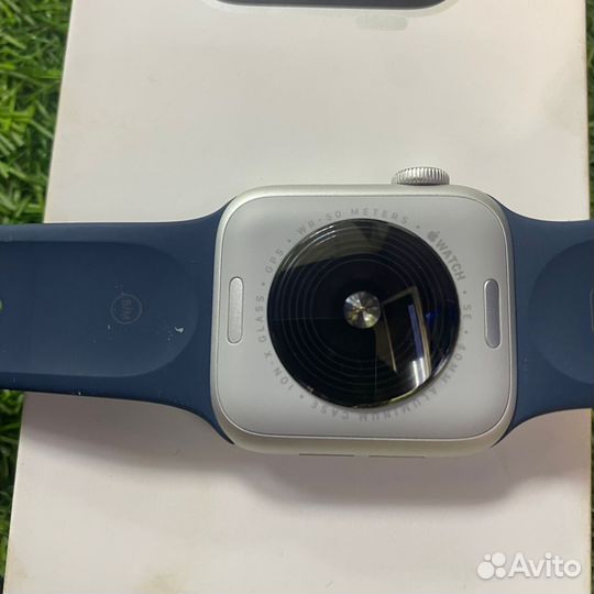Apple Watch SE, GPS, алюминий, 40 мм (2-го поколен