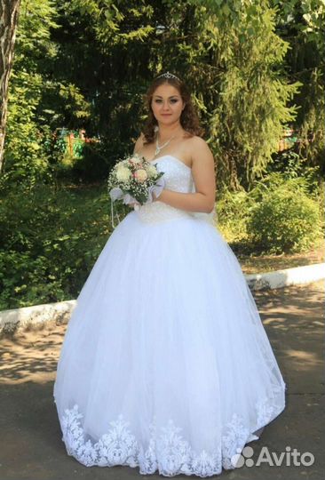 Свадебное платье