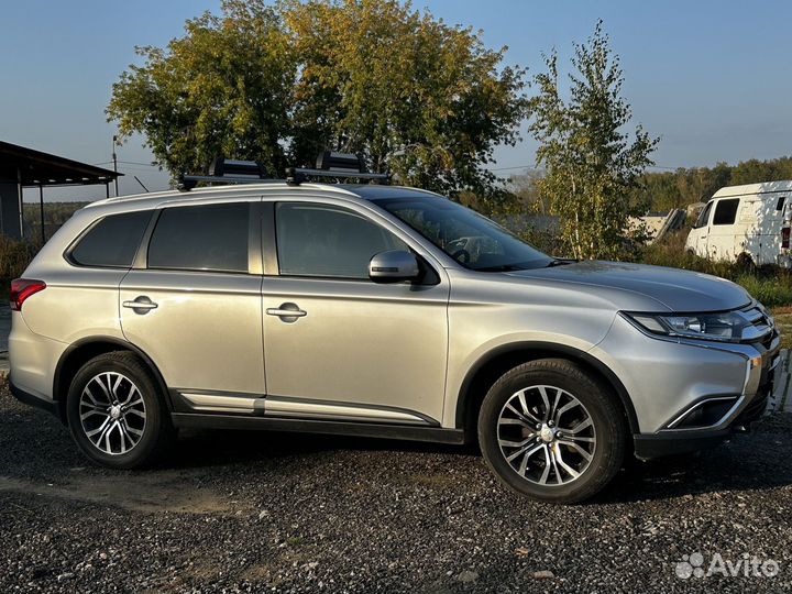 Mitsubishi Outlander 2.0 CVT, 2015, 156 000 км