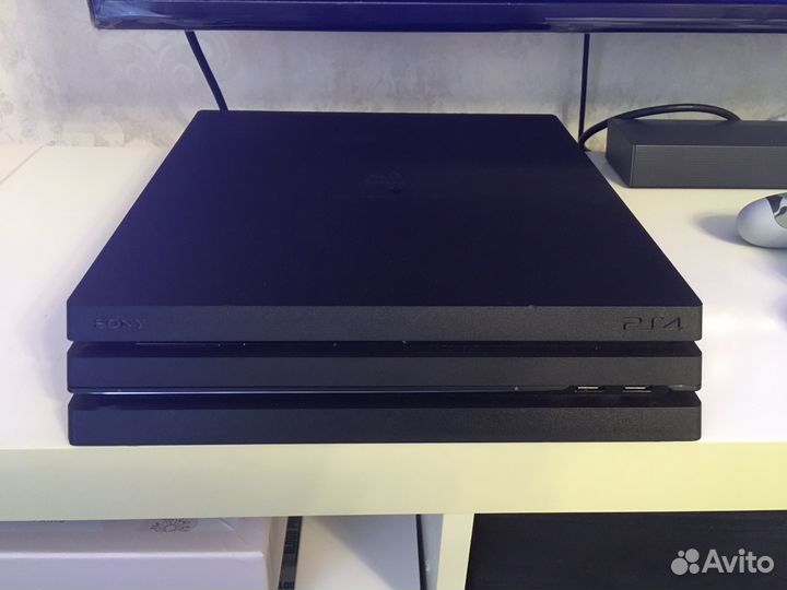 Sony PS4 pro 1tb