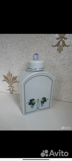 Чайница фарфоровая