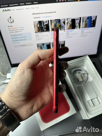 iPhone 11, 64 ГБ