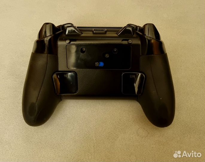 Sony PS4 slim 1tb + про геймпад razer и dualshock