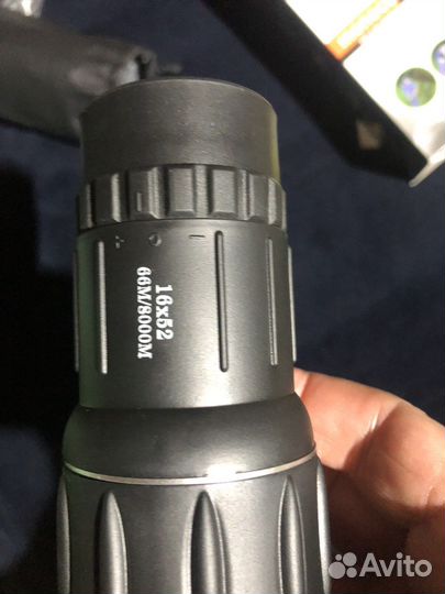 Монокуляр 16х52