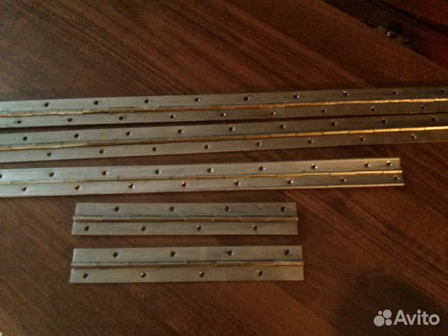 Петли рояльные