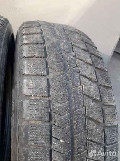 Bridgestone Blizzak VRX 225/60 R18 100S