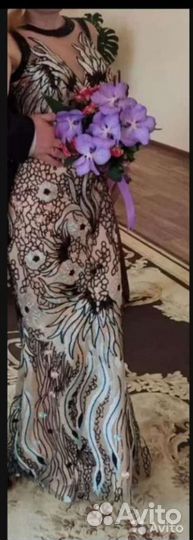 Вечернее платье