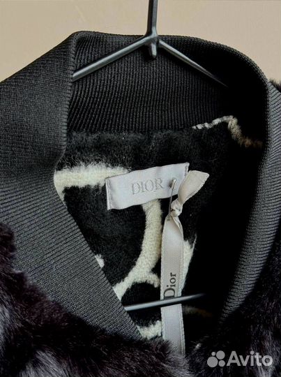 Куртка брендовая новая