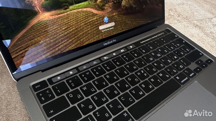 MacBook Pro 13 touch bar A2289 8/512Gb