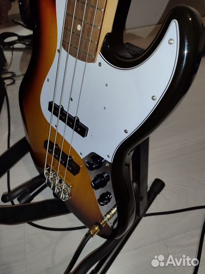 Бас гитара Fender Jazz Bass 2012 (Japan)