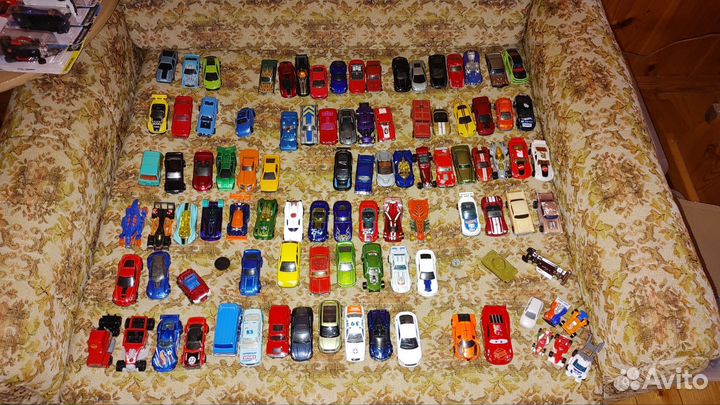 Машинки Hot Wheels