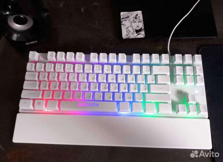 Игровая клавиатура с подсветкой