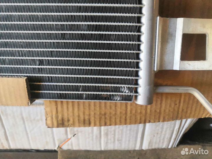 Радиатор кондиционера VAG