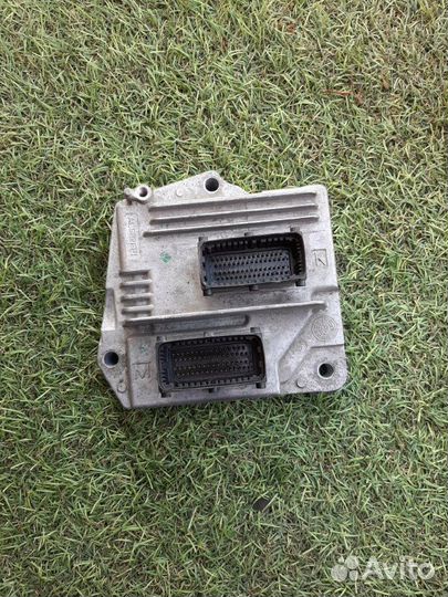 Блок управления двигателем (эбу) Opel Astra H SW
