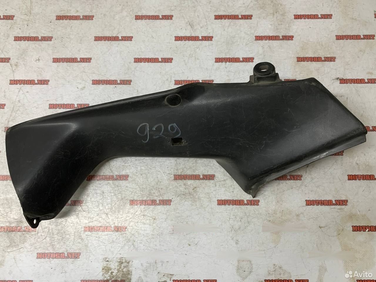 Honda CBR929RR полка правая