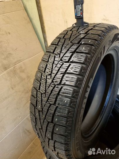 Roadstone Winguard WinSpike 195/60 R15 92T