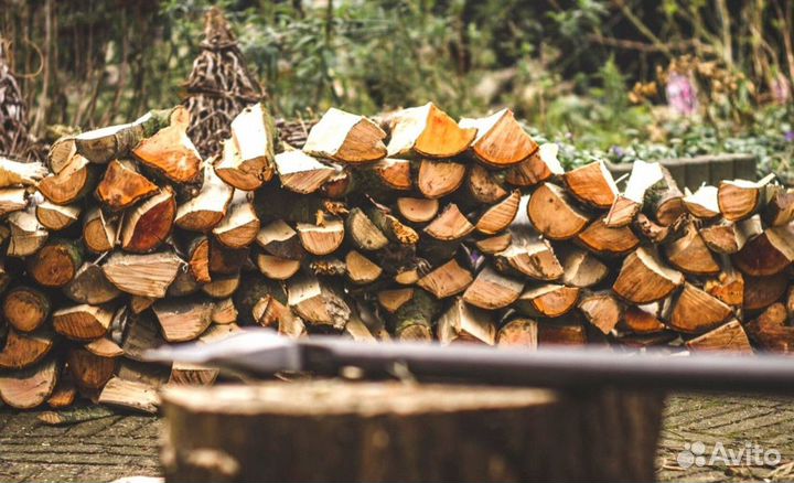 Дрова в дровник