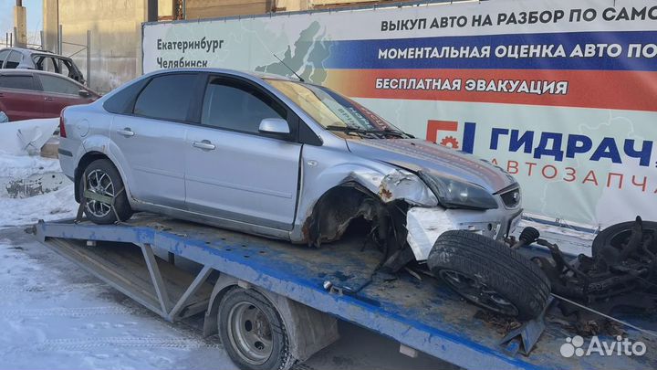 Козырек солнцезащитный правый Ford Focus 2 1708997. Потертости