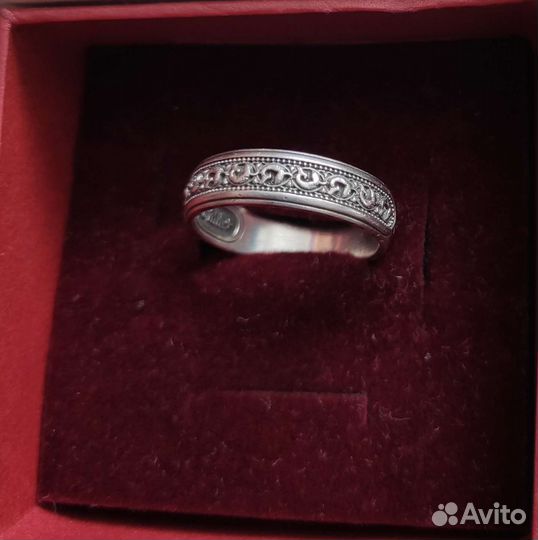 Серебряное кольцо