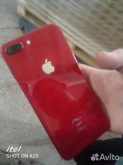 Телефон iPhone 8 plus