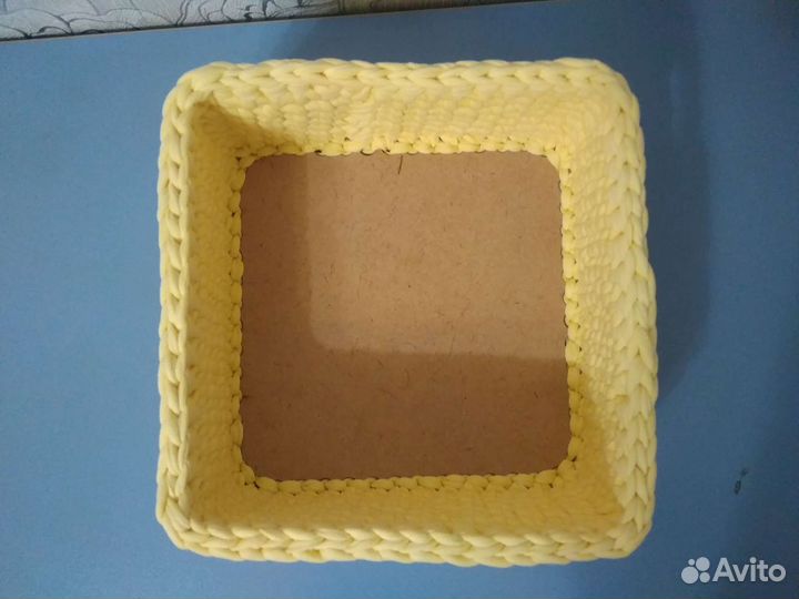 Корзина из трикотажной пряжи